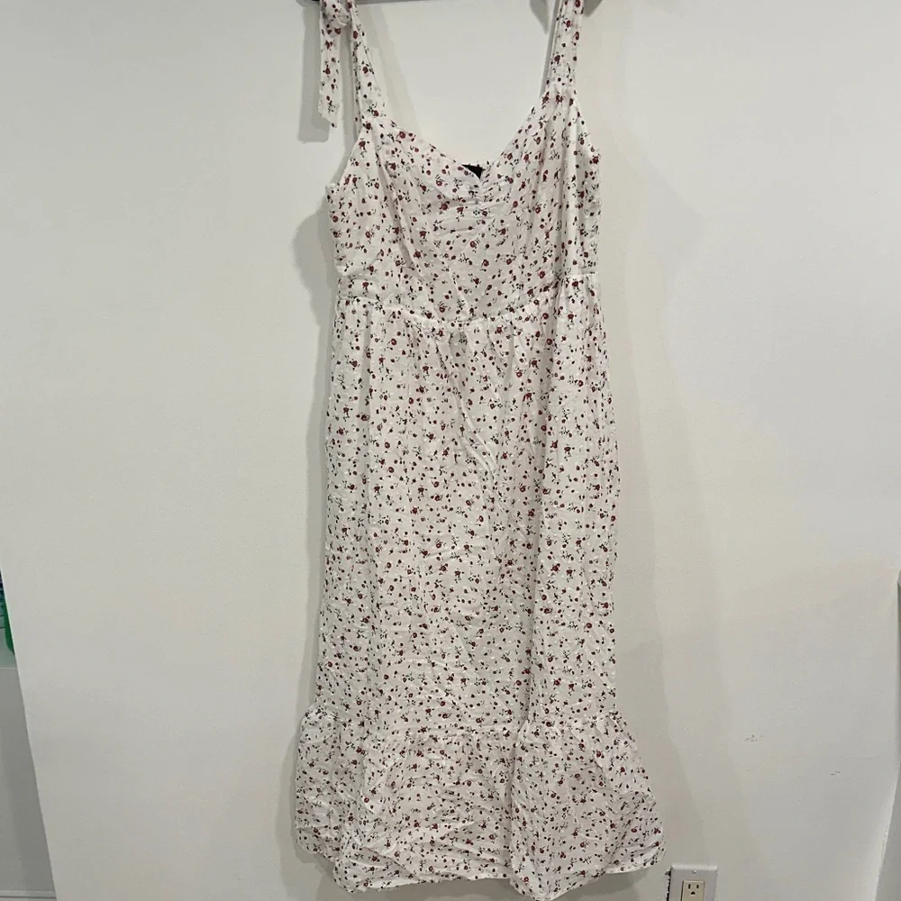 Lulu's White and Red Floral Midi Dress